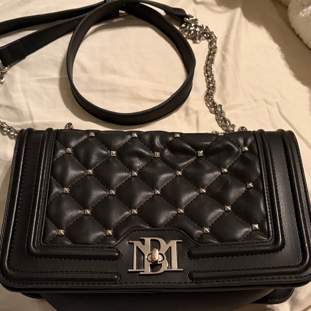 Badgley Mischka Black Small Stud Flap Quilted Chain Crossbody Top